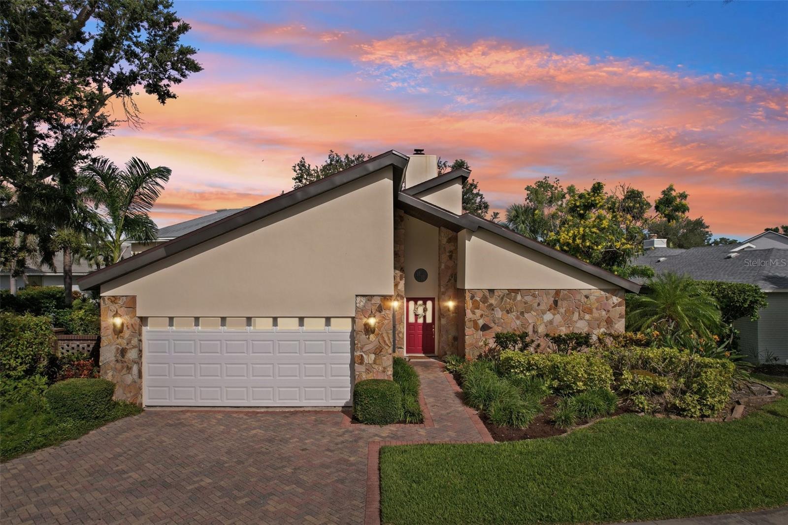 Condominium in BRADENTON, FL - Daniel Dourado