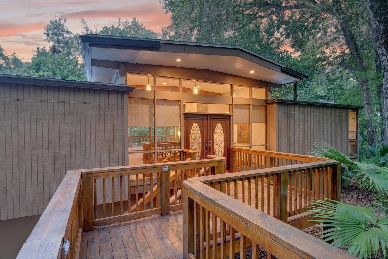 Single Family Residence in GAINESVILLE, FL - Daniel Dourado