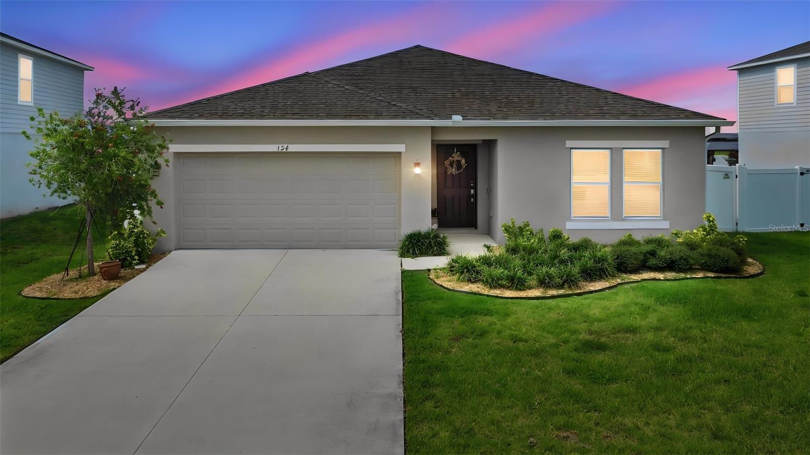 Single Family Residence em KISSIMMEE, FL - Daniel Dourado