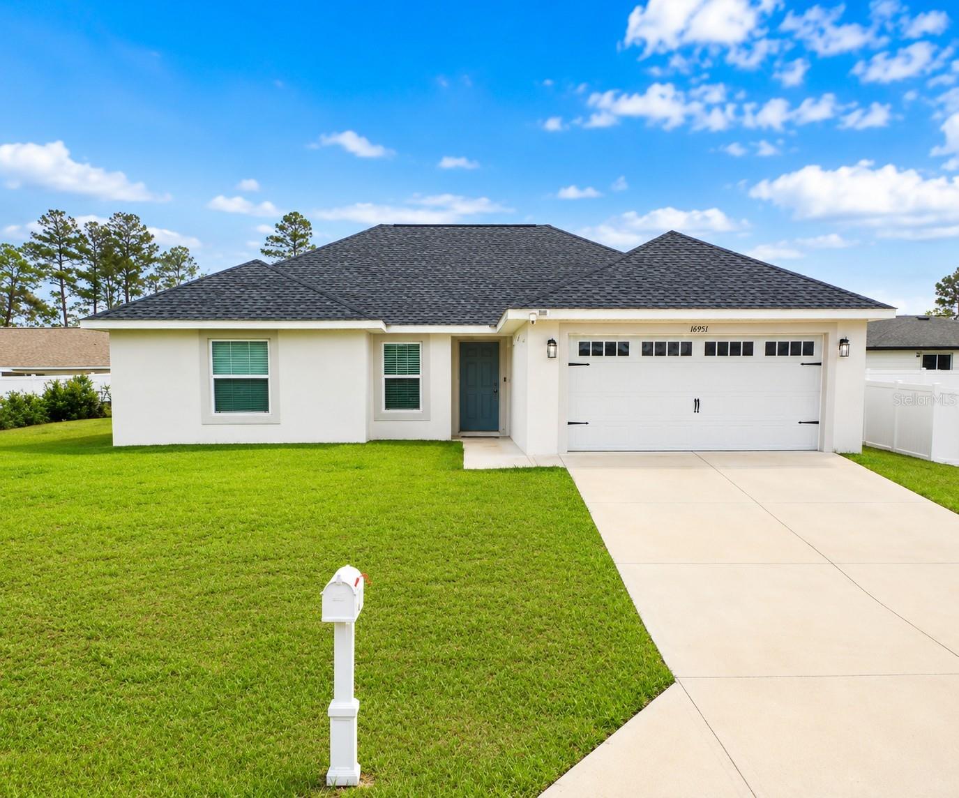 Single Family Residence in OCALA, FL - Daniel Dourado