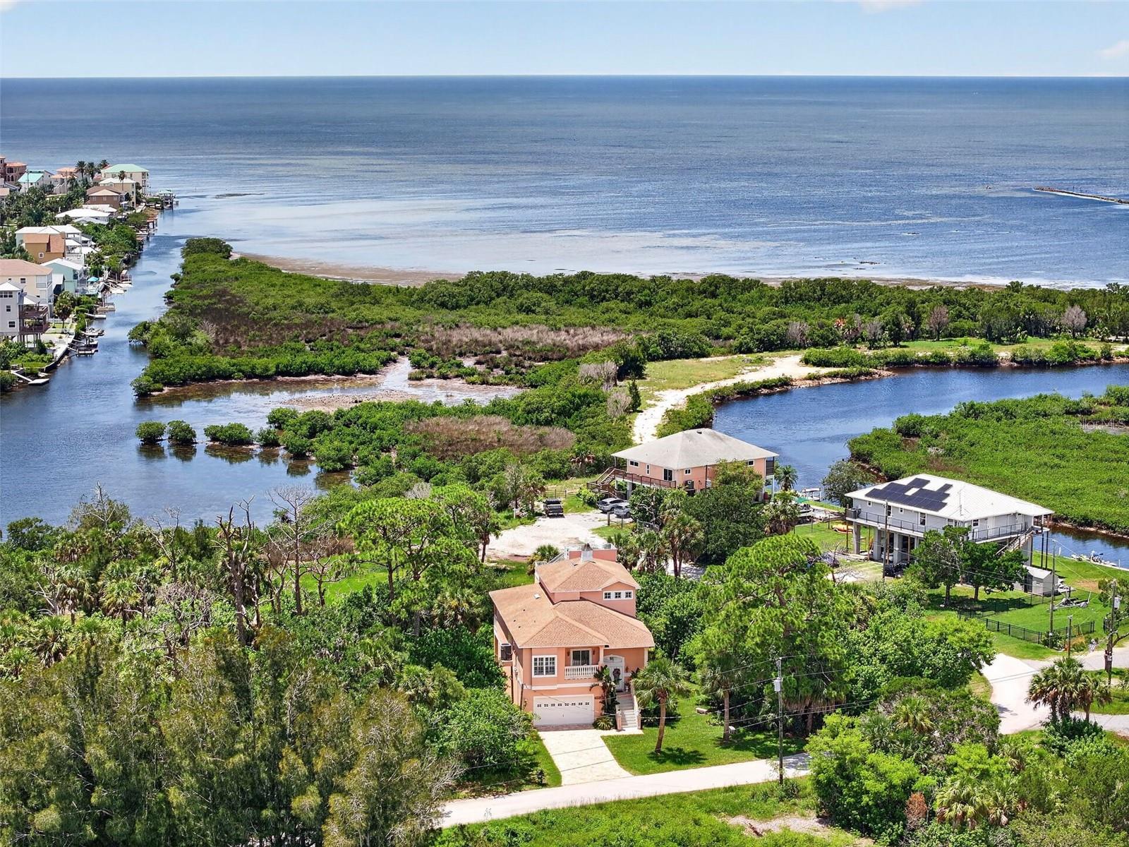 Single Family Residence in HUDSON, FL - Daniel Dourado