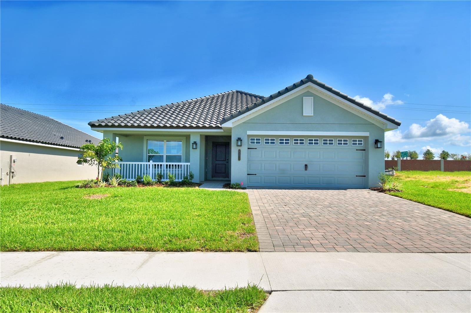 Single Family Residence in AUBURNDALE, FL - Daniel Dourado