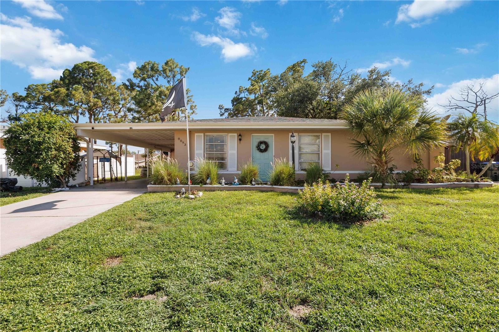 Single Family Residence in NORTH PORT, FL - Daniel Dourado
