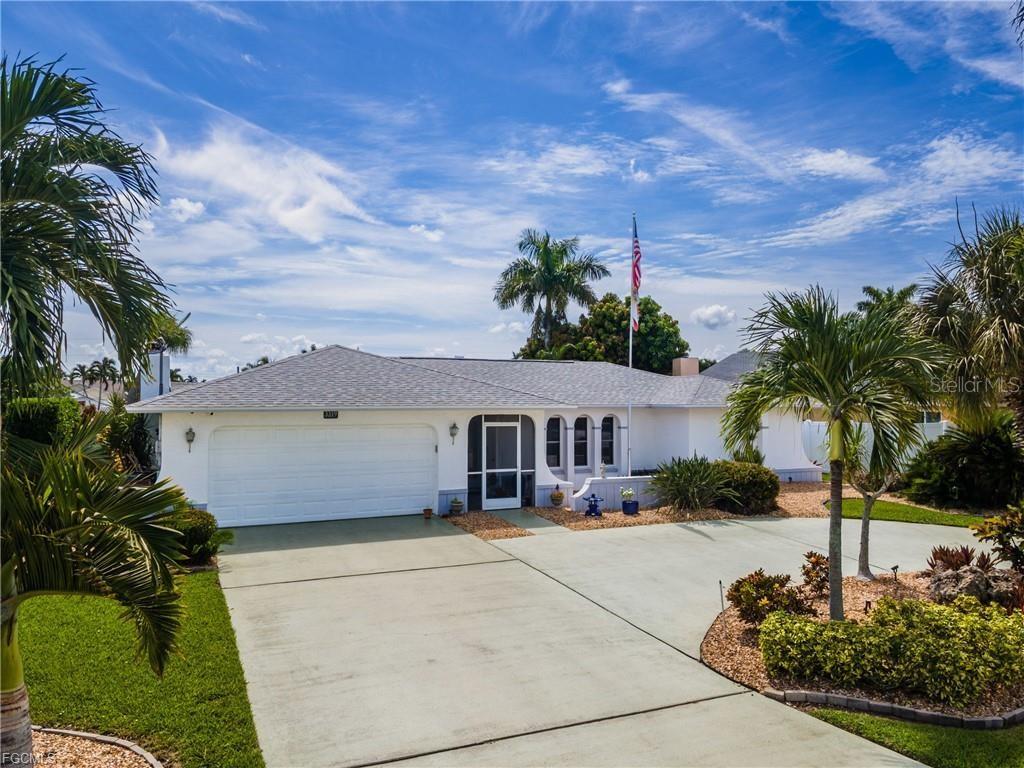 Single Family Residence in CAPE CORAL, FL - Daniel Dourado