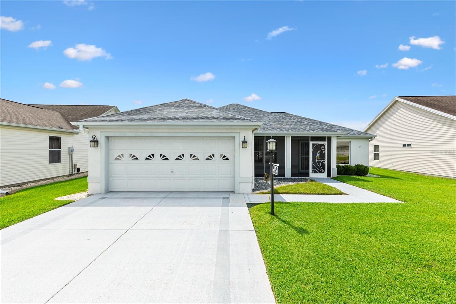 Single Family Residence in THE VILLAGES, FL - Daniel Dourado