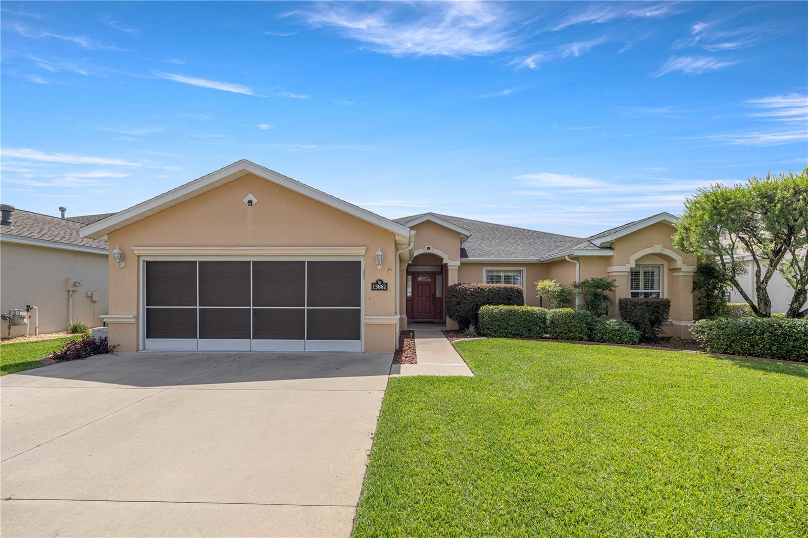 Single Family Residence in OCALA, FL - Daniel Dourado