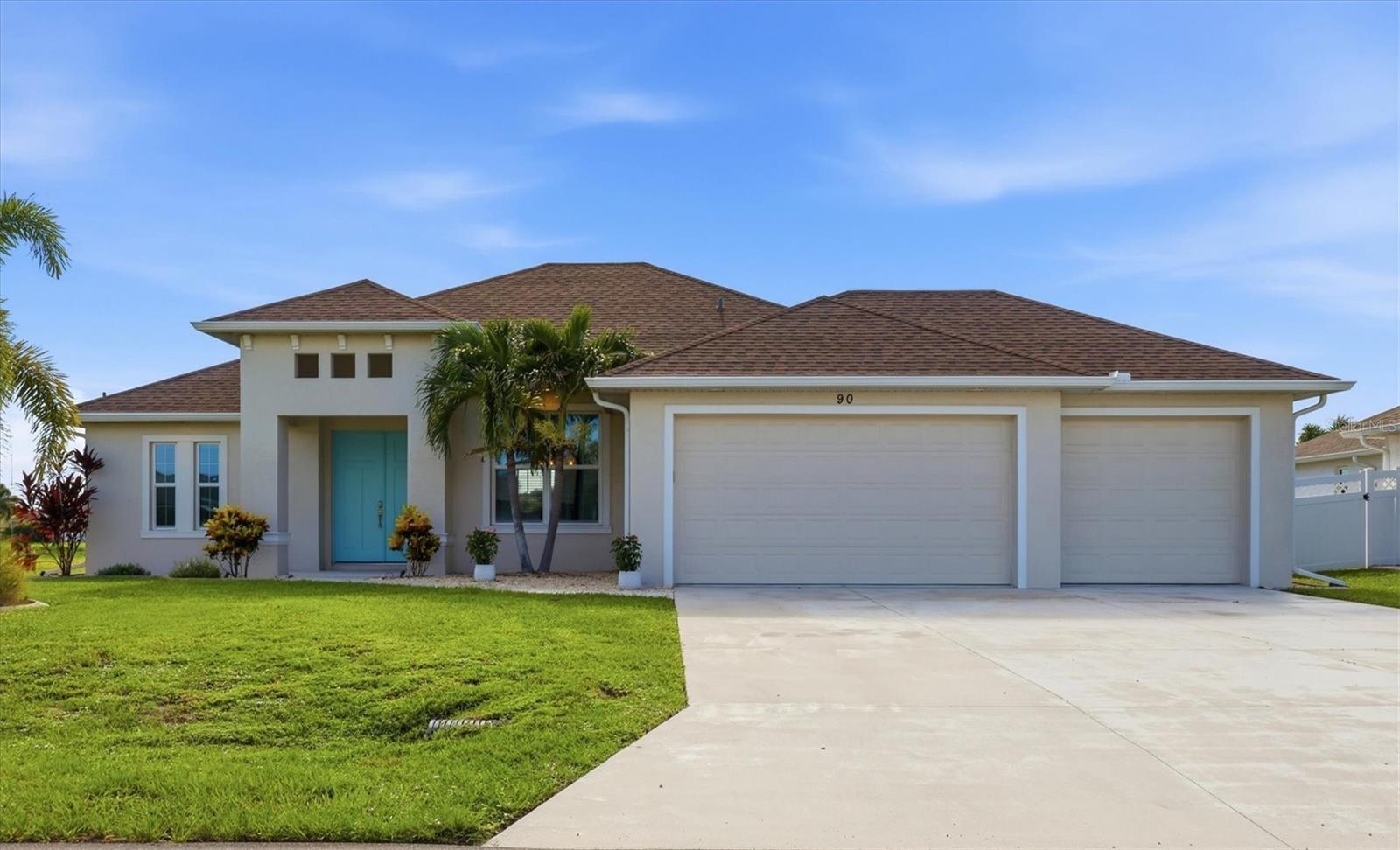 Single Family Residence in ROTONDA WEST, FL - Daniel Dourado