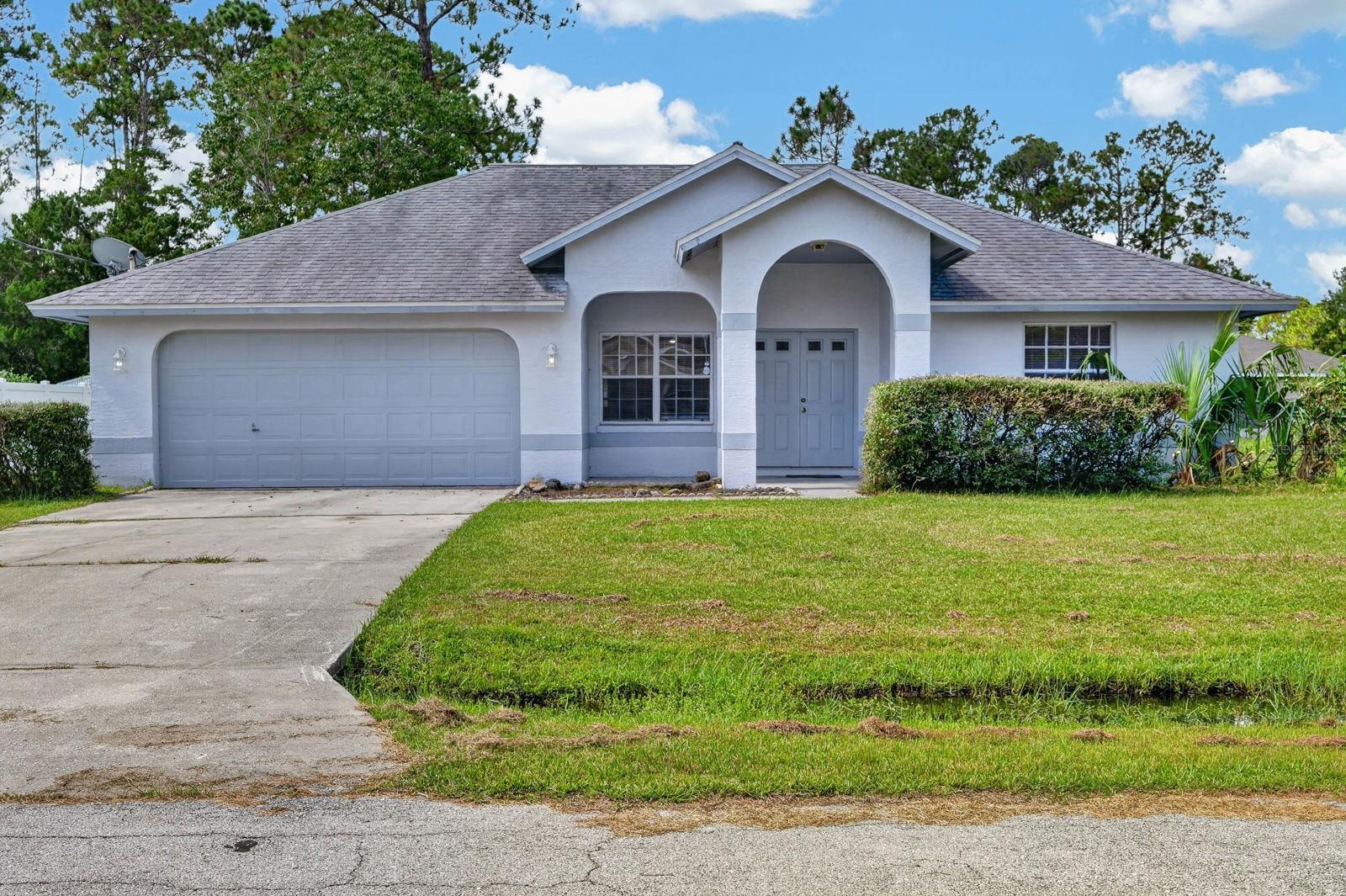 Single Family Residence in PALM COAST, FL - Daniel Dourado