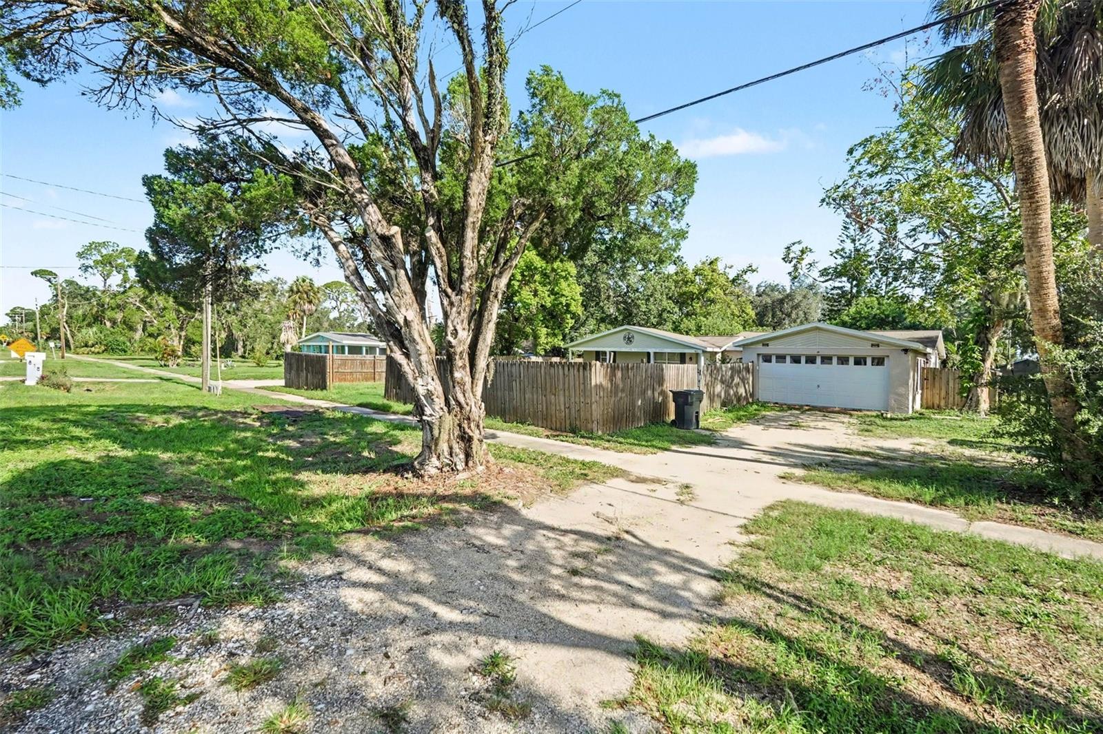 Single Family Residence em RUSKIN, FL - Daniel Dourado