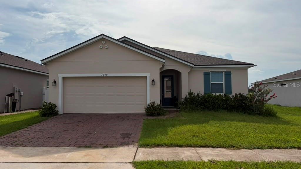 Single Family Residence em KISSIMMEE, FL - Daniel Dourado