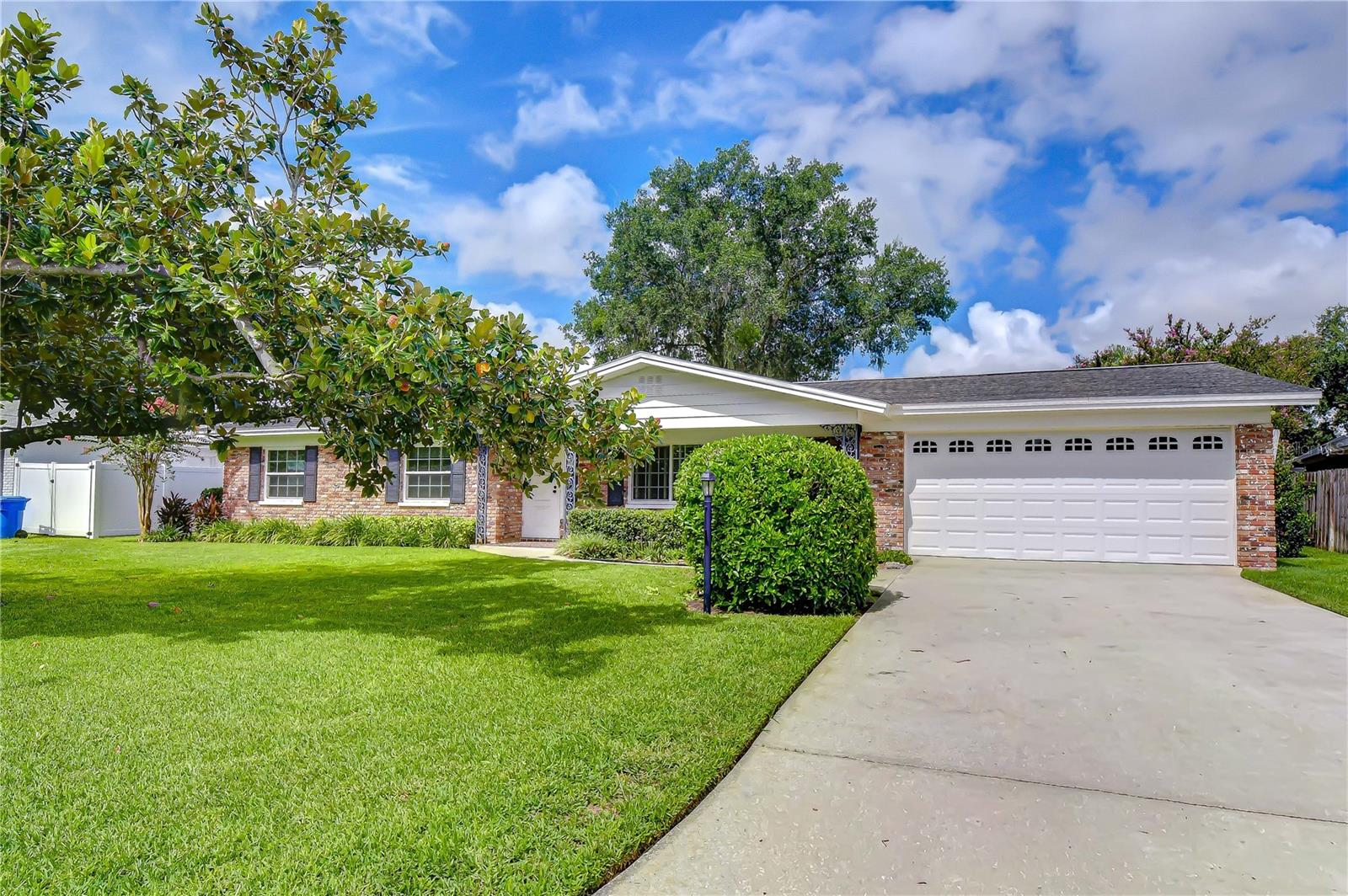 Single Family Residence em BRANDON, FL - Daniel Dourado