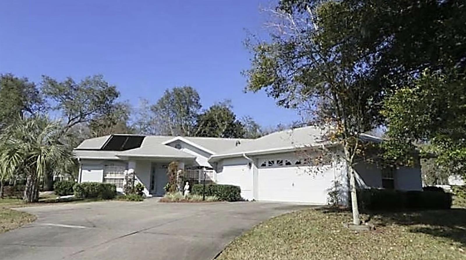 Single Family Residence in LECANTO, FL - Daniel Dourado