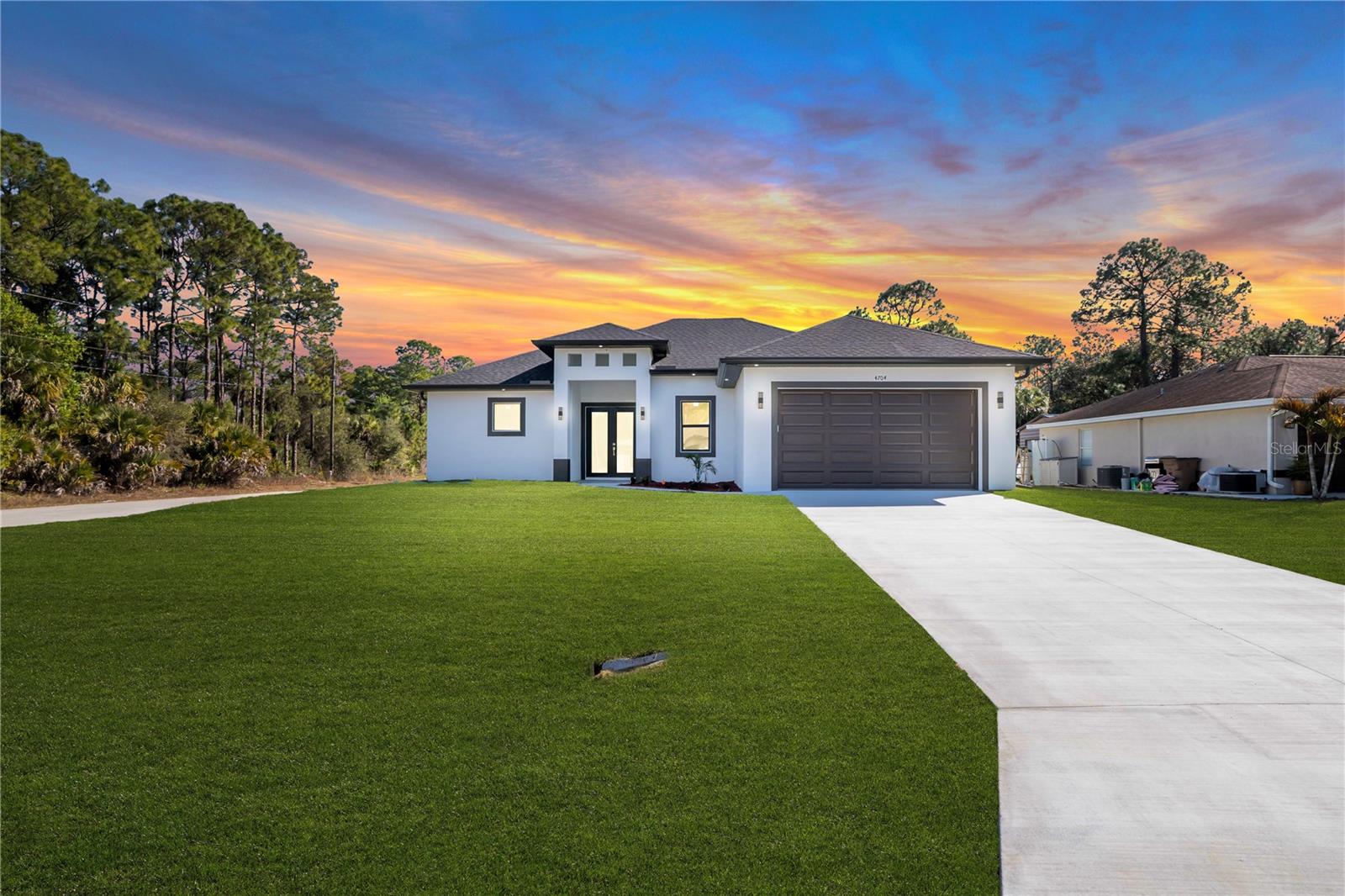 Single Family Residence em LEHIGH ACRES, FL - Daniel Dourado