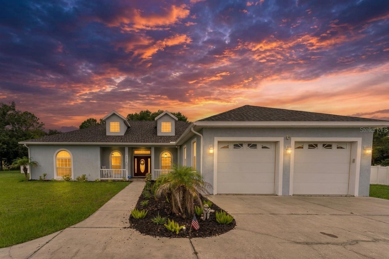 Single Family Residence in PLANT CITY, FL - Daniel Dourado