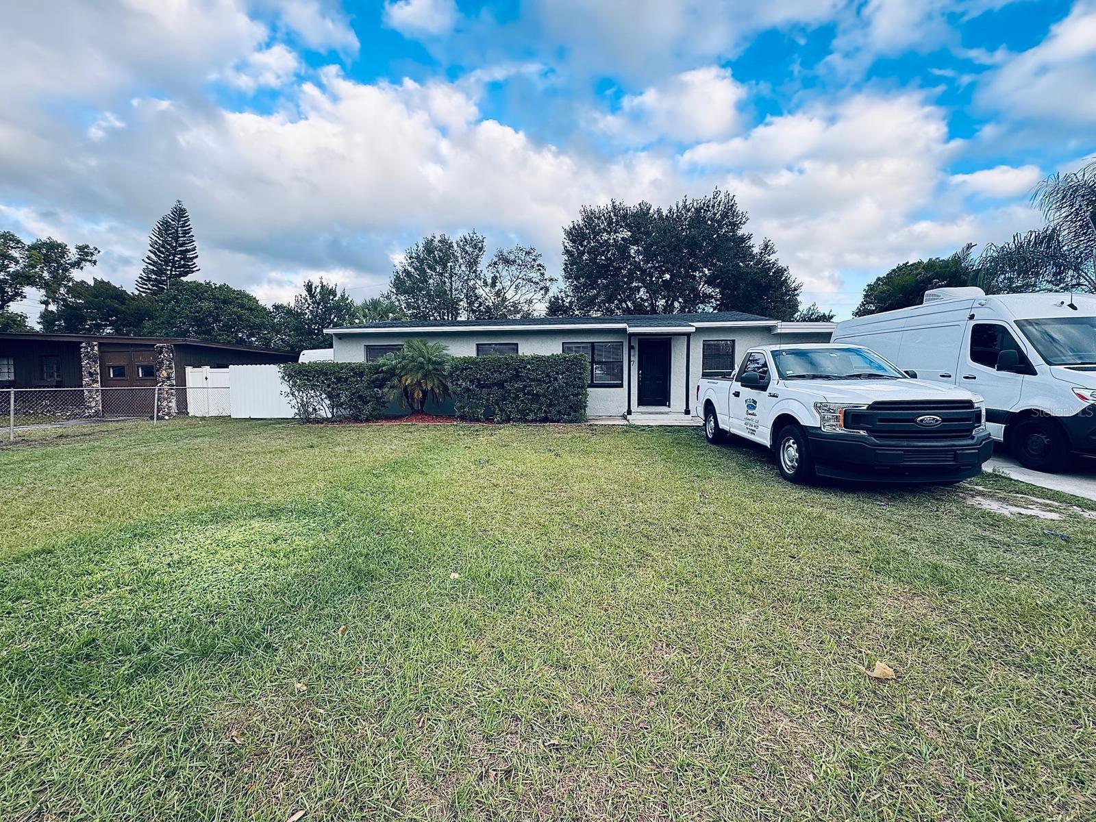 Single Family Residence in ORLANDO, FL - Daniel Dourado