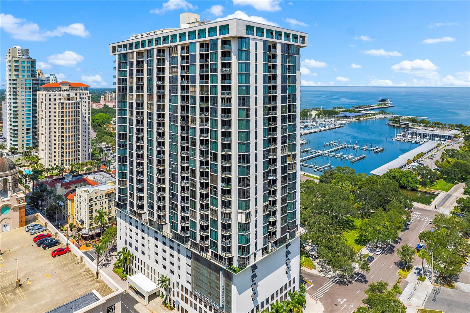Condominium em ST PETERSBURG, FL - Daniel Dourado