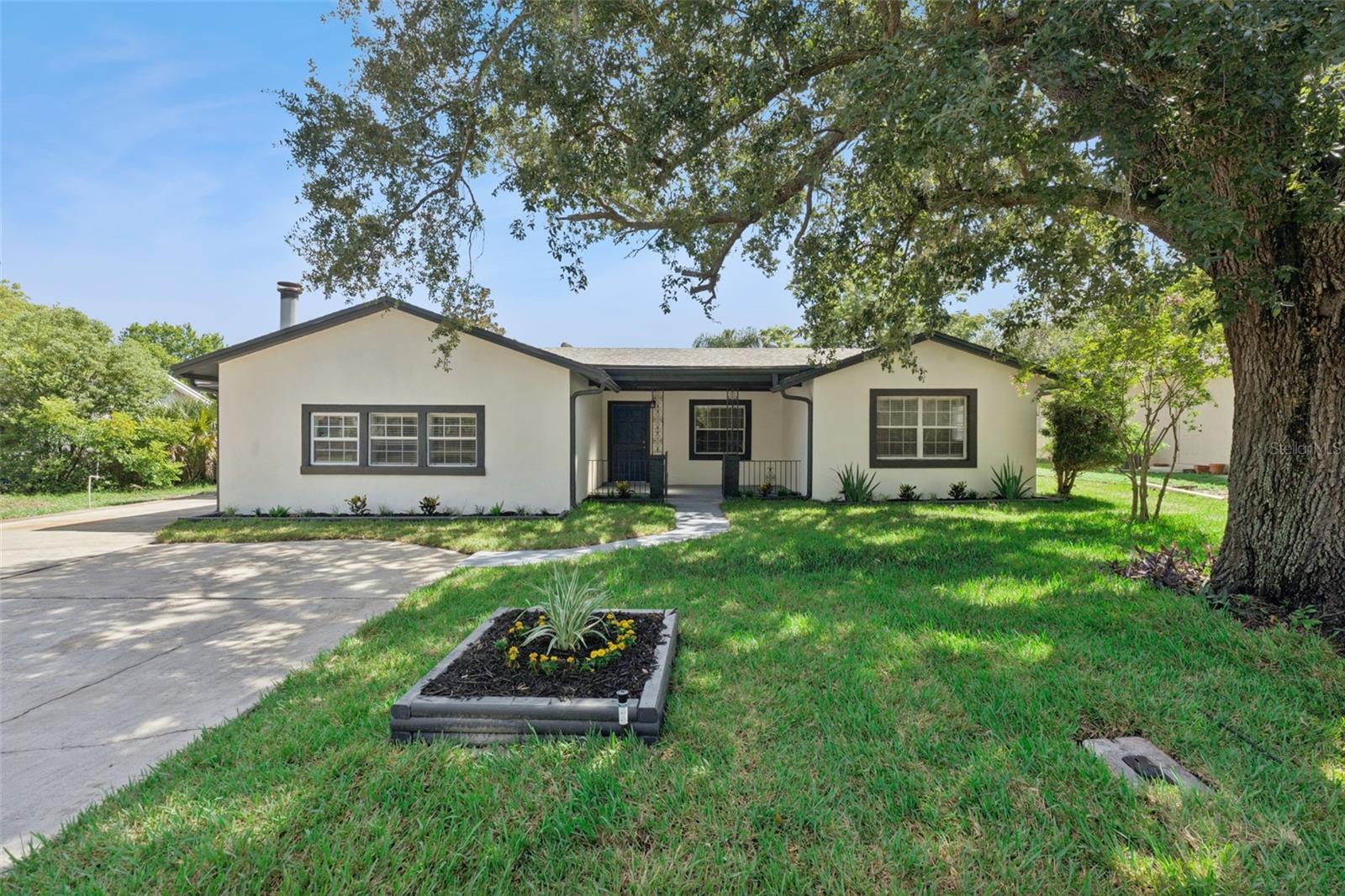 Single Family Residence em CASSELBERRY, FL - Daniel Dourado