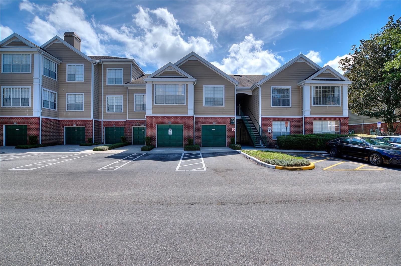 Condominium in ORLANDO, FL - Daniel Dourado