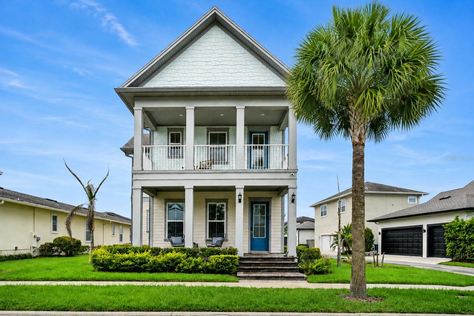 Single Family Residence in ORLANDO, FL - Daniel Dourado