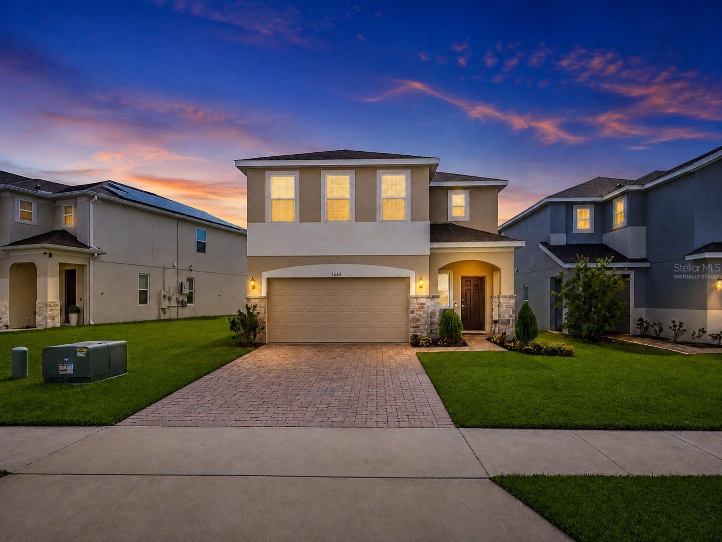Single Family Residence em KISSIMMEE, FL - Daniel Dourado