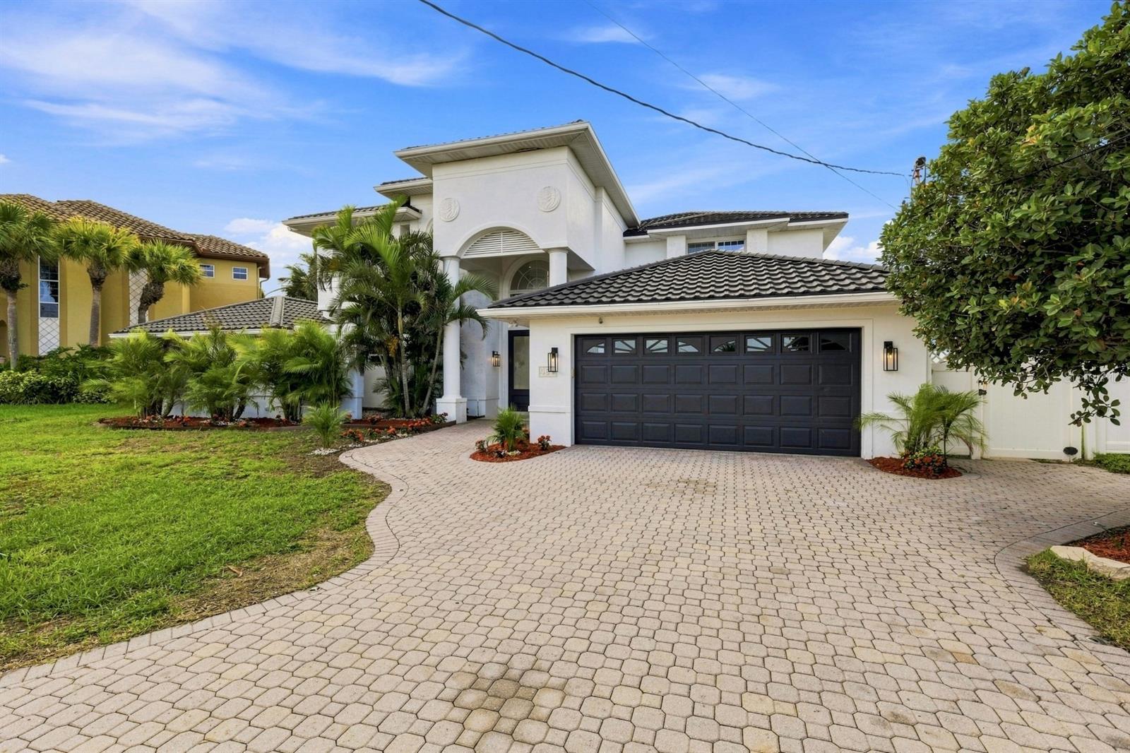 Single Family Residence em CLEARWATER BEACH, FL - Daniel Dourado