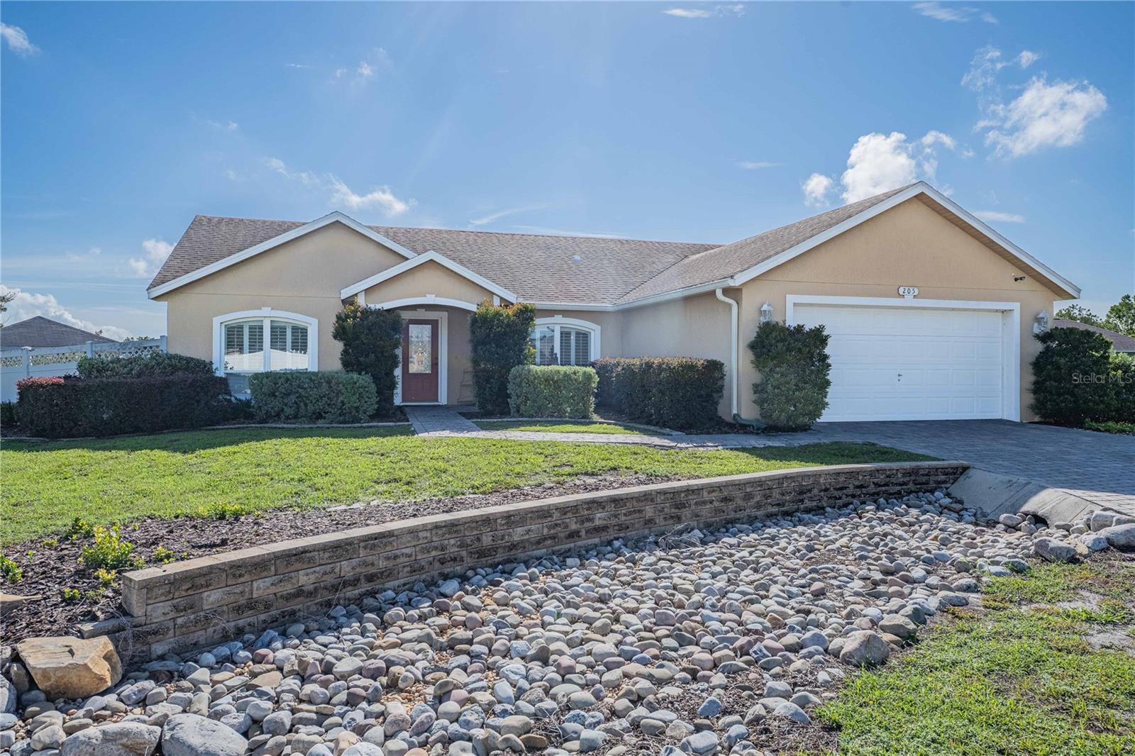 Single Family Residence in WINTER HAVEN, FL - Daniel Dourado