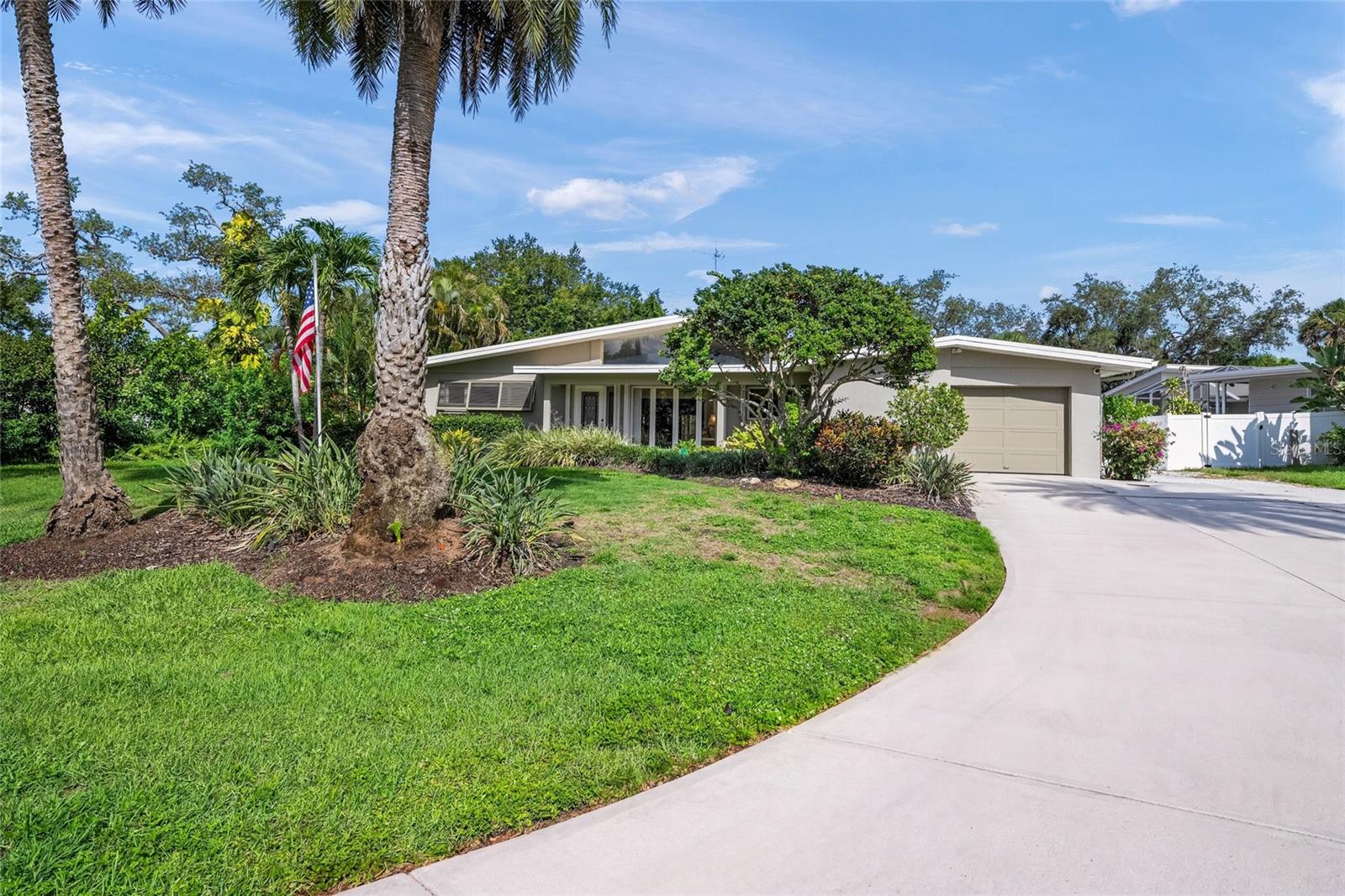 Single Family Residence em SARASOTA, FL - Daniel Dourado