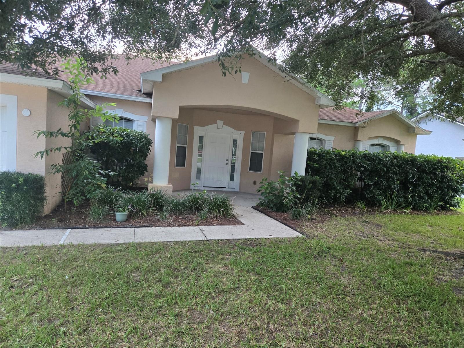 Single Family Residence in PALM COAST, FL - Daniel Dourado