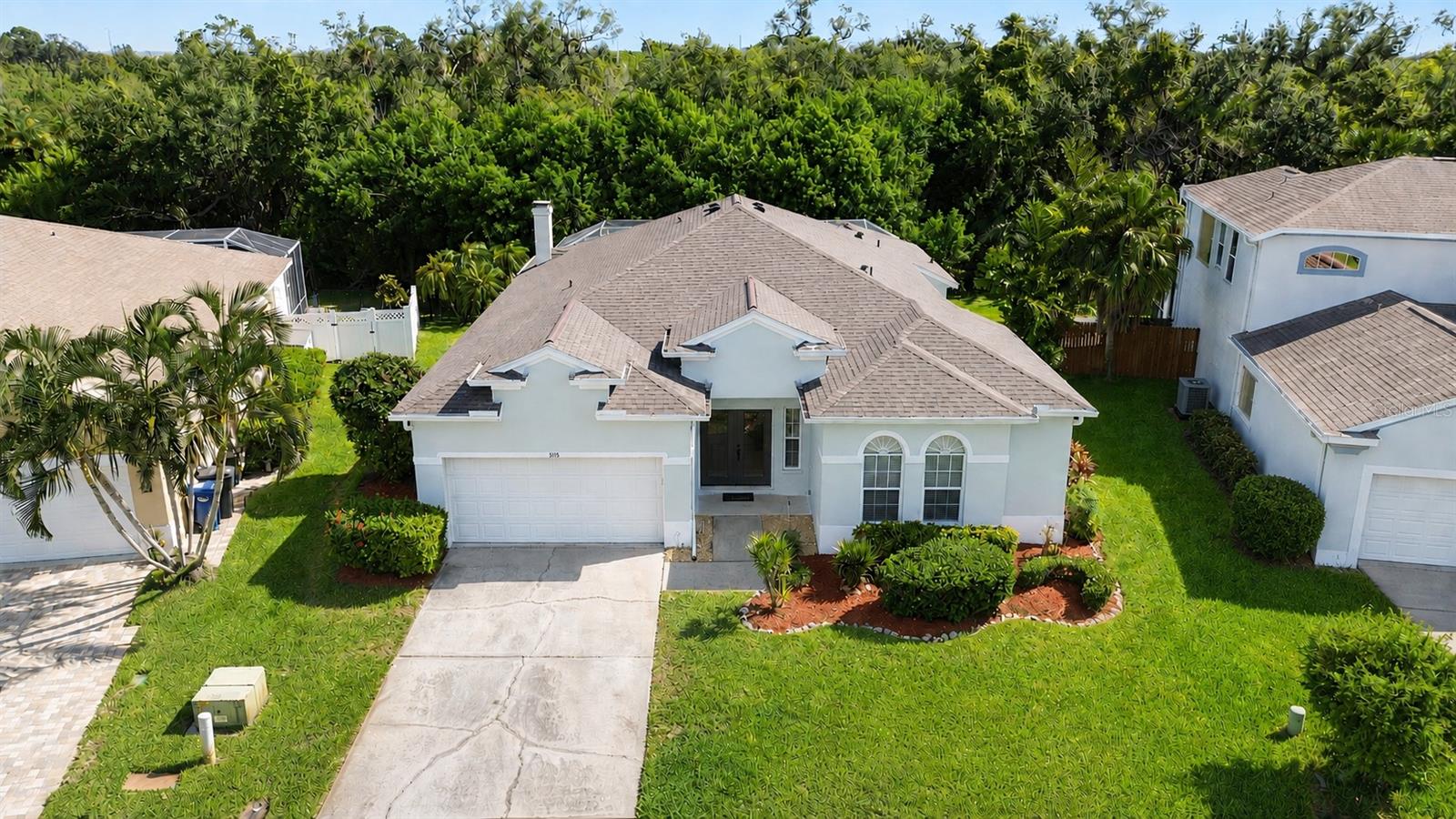 Single Family Residence in BRADENTON, FL - Daniel Dourado