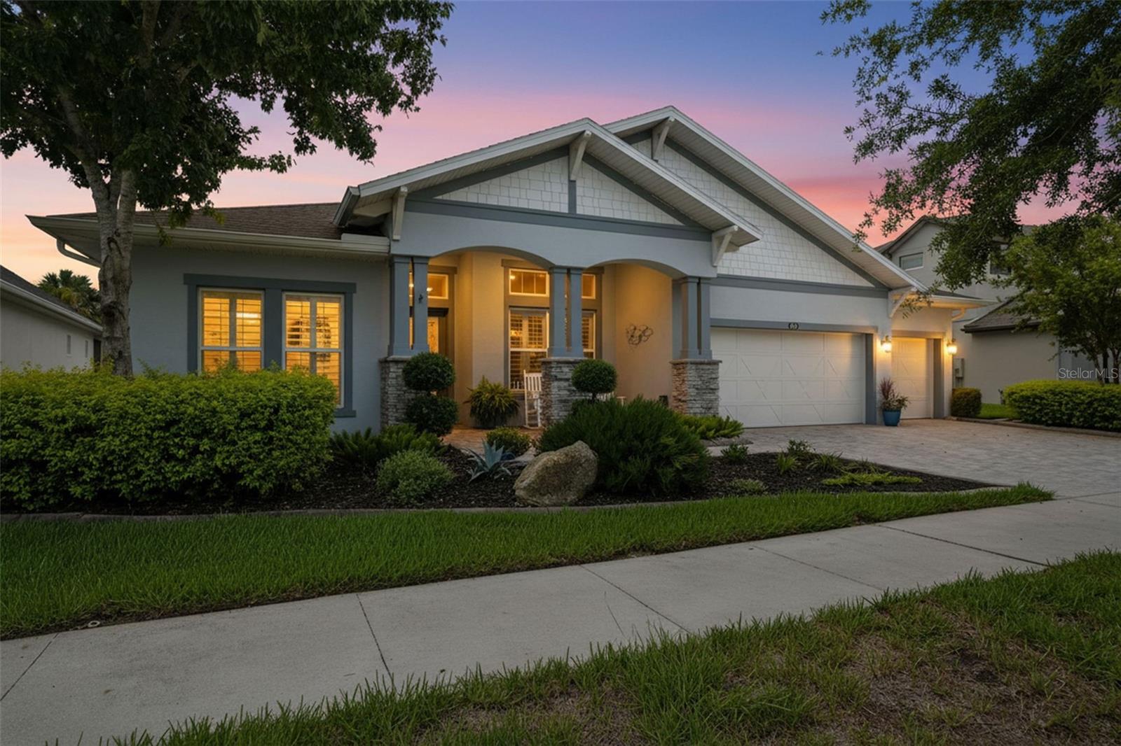 Single Family Residence in LAND O LAKES, FL - Daniel Dourado