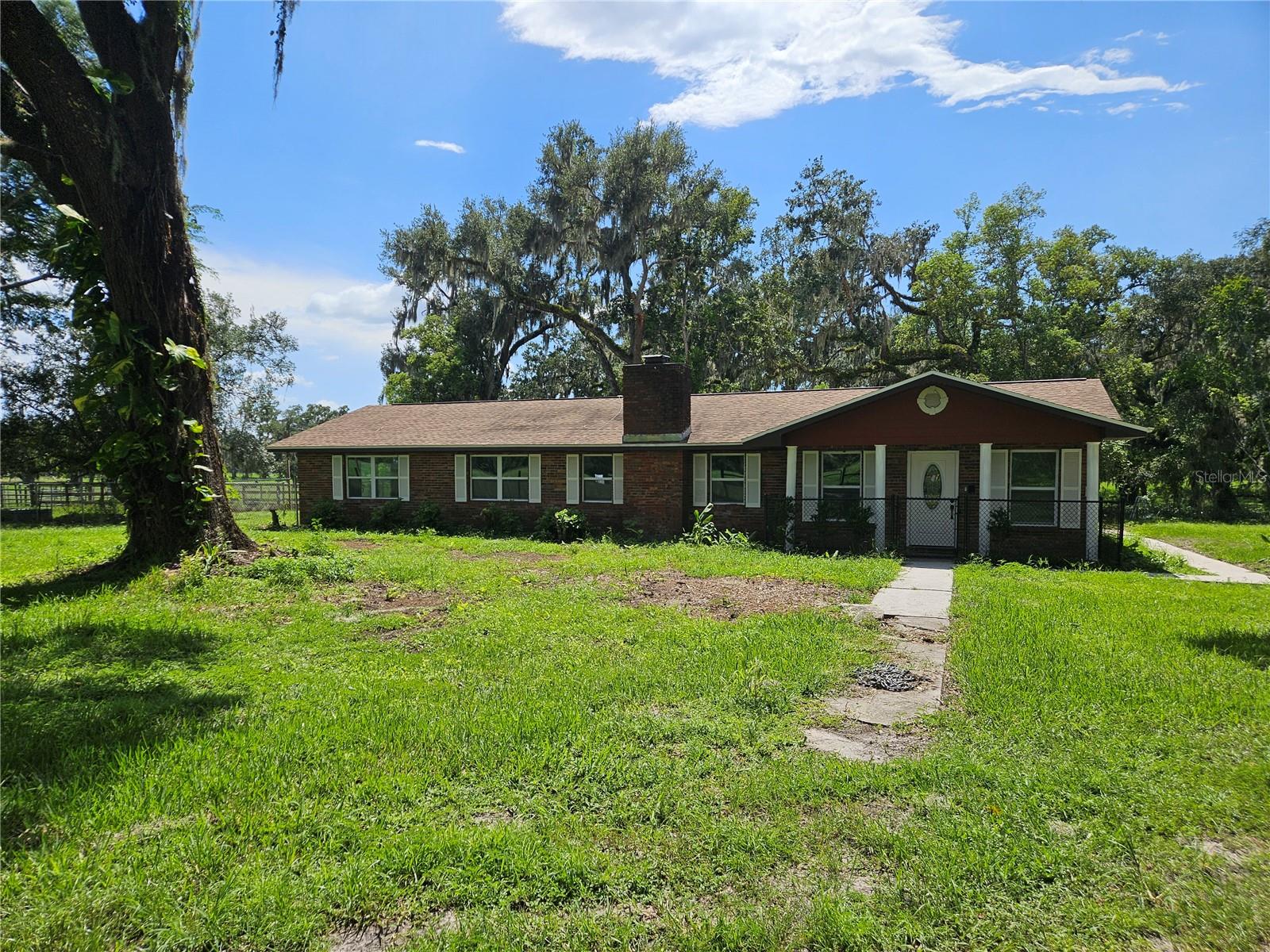 Single Family Residence em DADE CITY, FL - Daniel Dourado