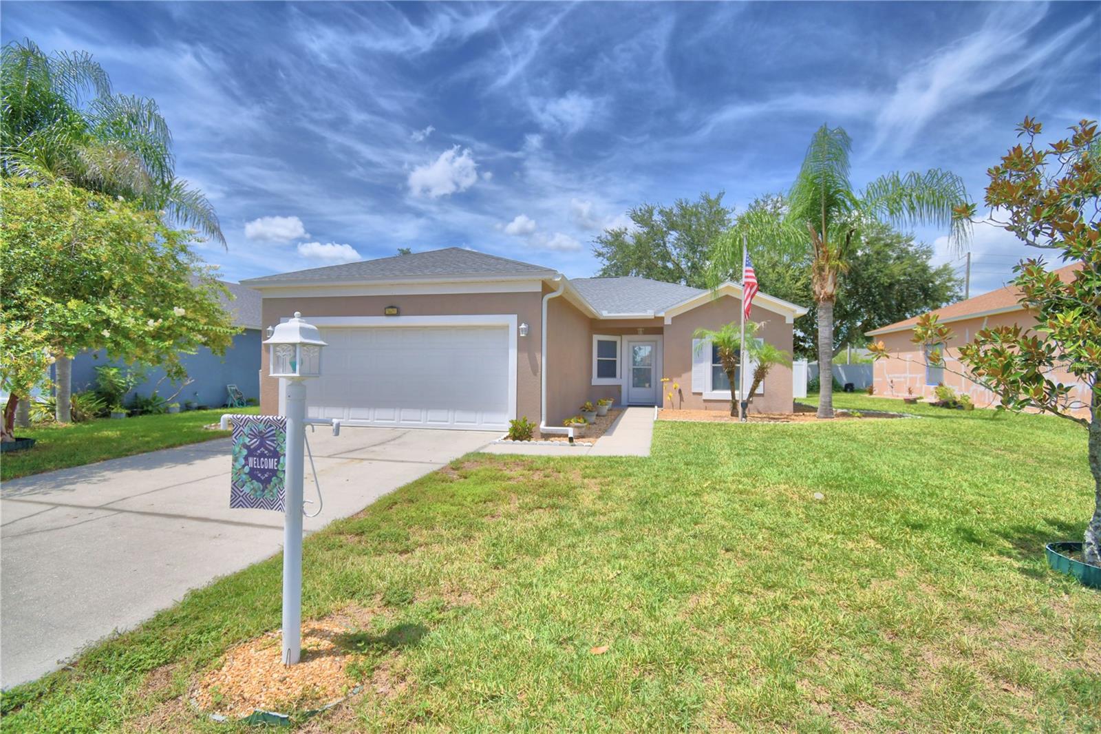 Single Family Residence in WINTER HAVEN, FL - Daniel Dourado