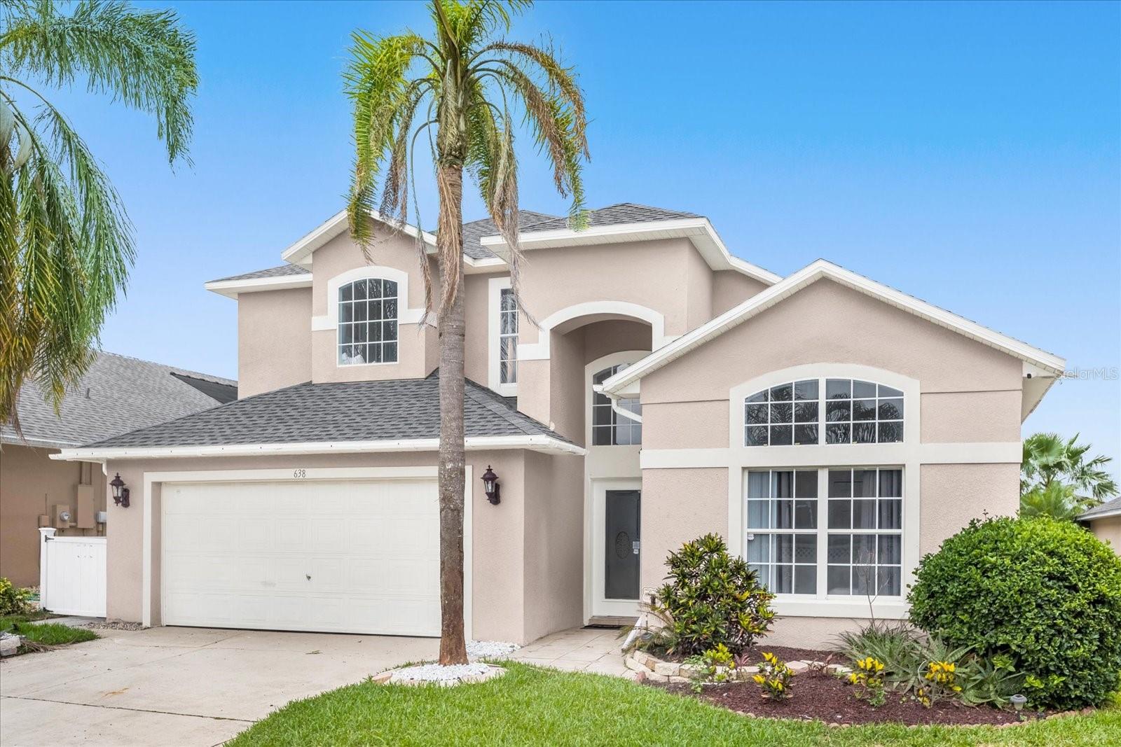Single Family Residence in DAVENPORT, FL - Daniel Dourado