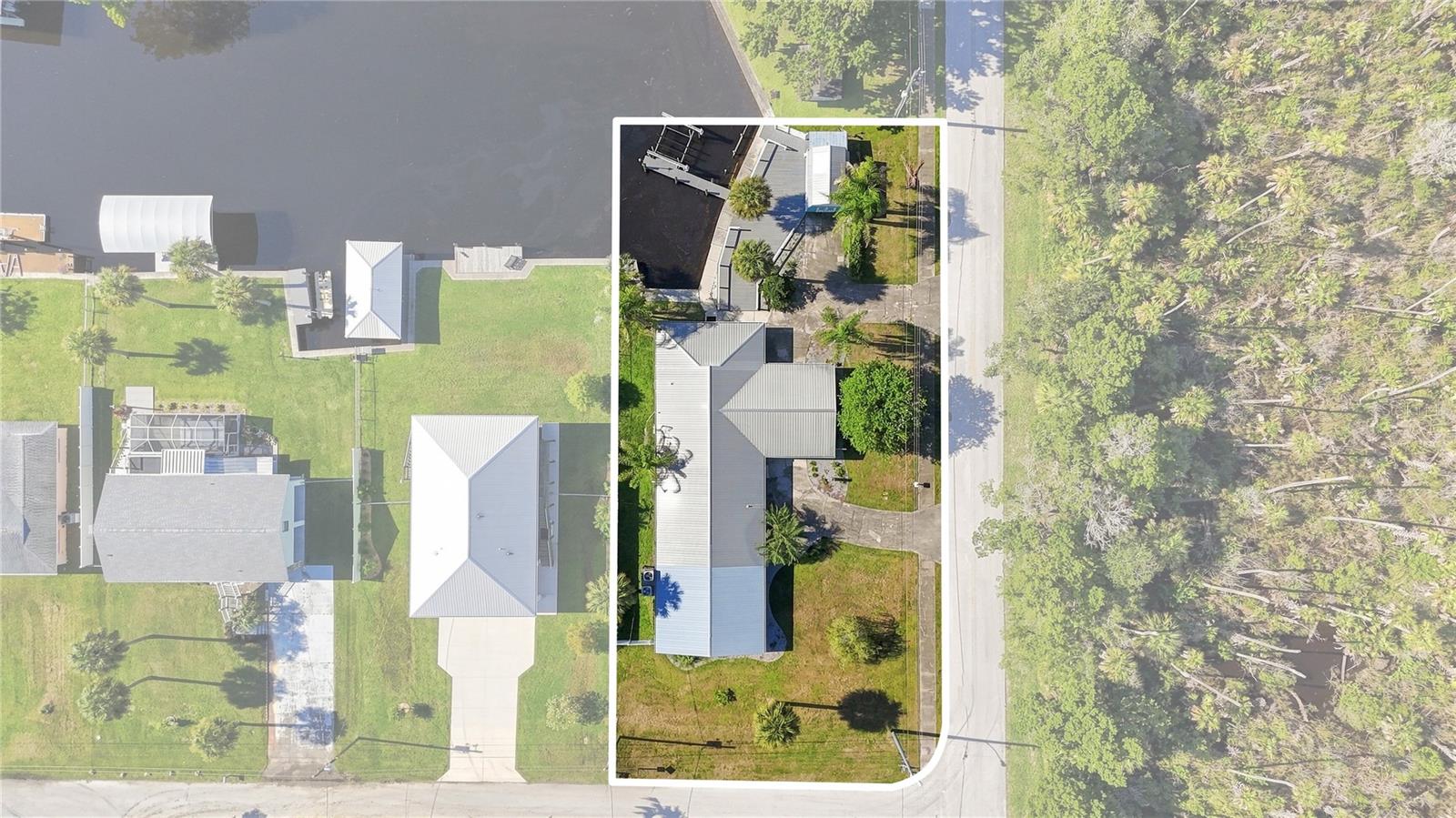 Single Family Residence em CRYSTAL RIVER, FL - Daniel Dourado