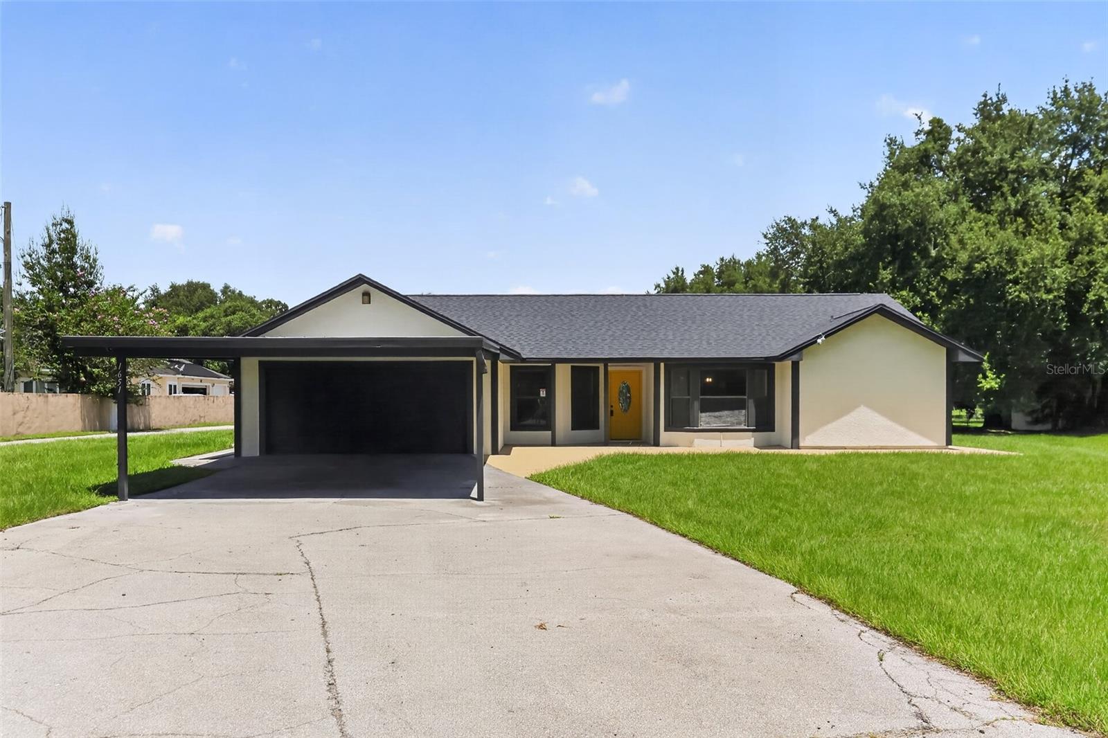 Single Family Residence em KISSIMMEE, FL - Daniel Dourado