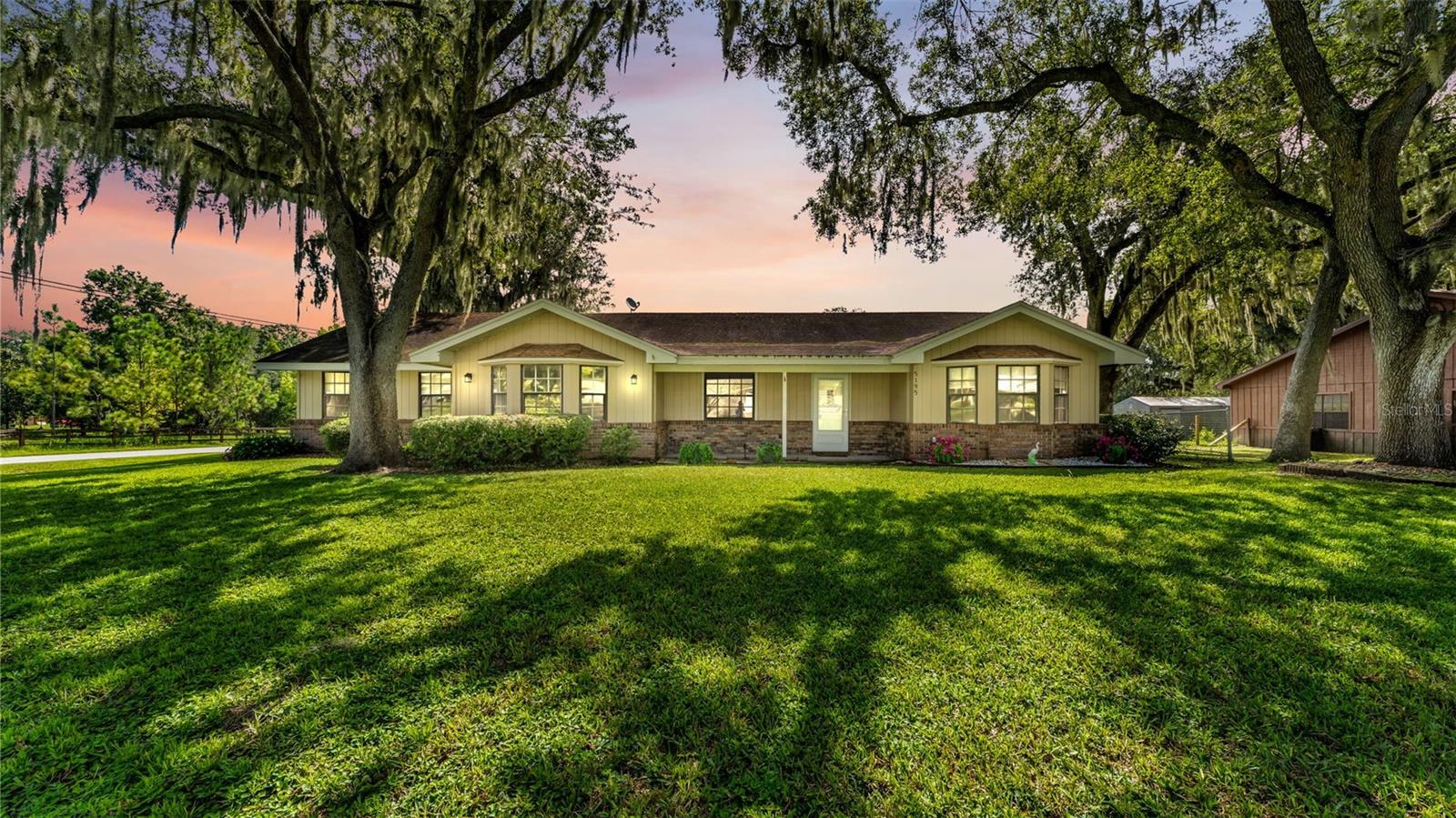 Single Family Residence em MULBERRY, FL - Daniel Dourado