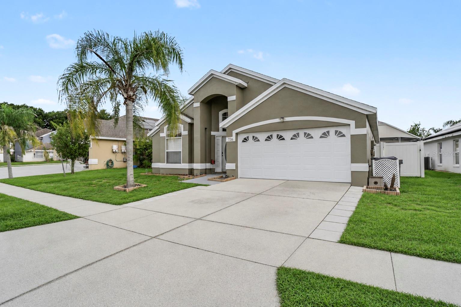 Single Family Residence in DAVENPORT, FL - Daniel Dourado