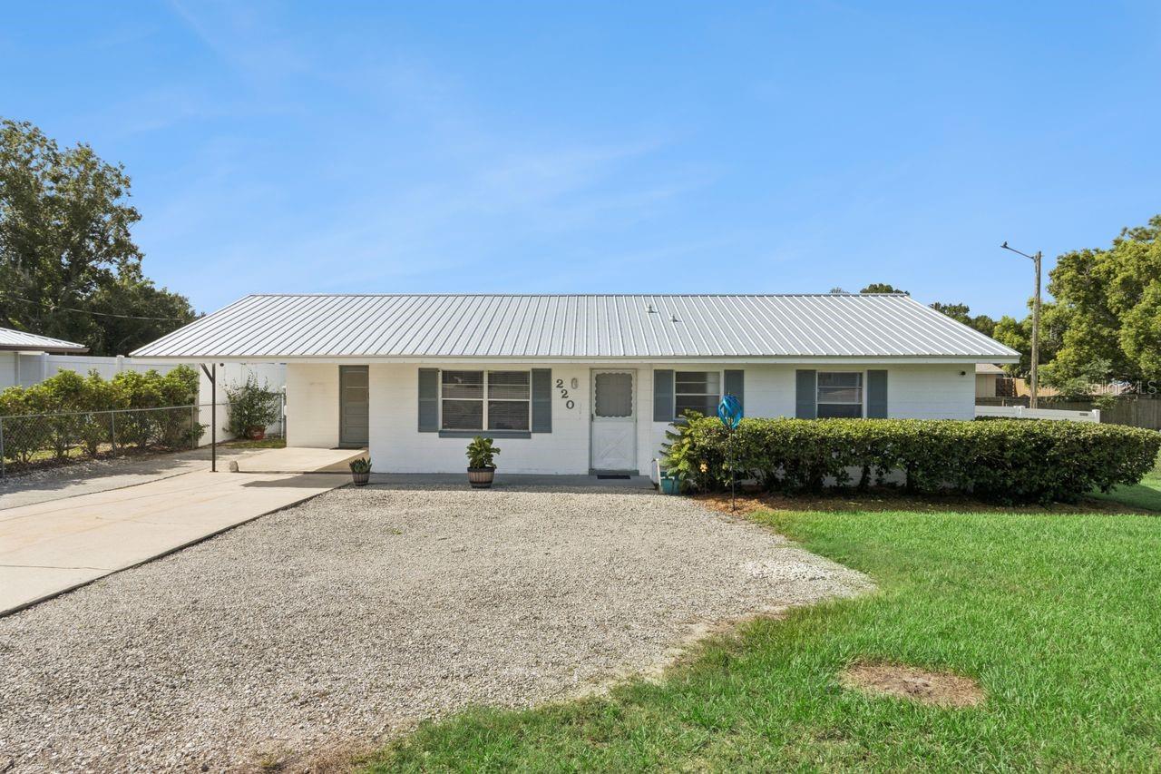 Single Family Residence em BABSON PARK, FL - Daniel Dourado