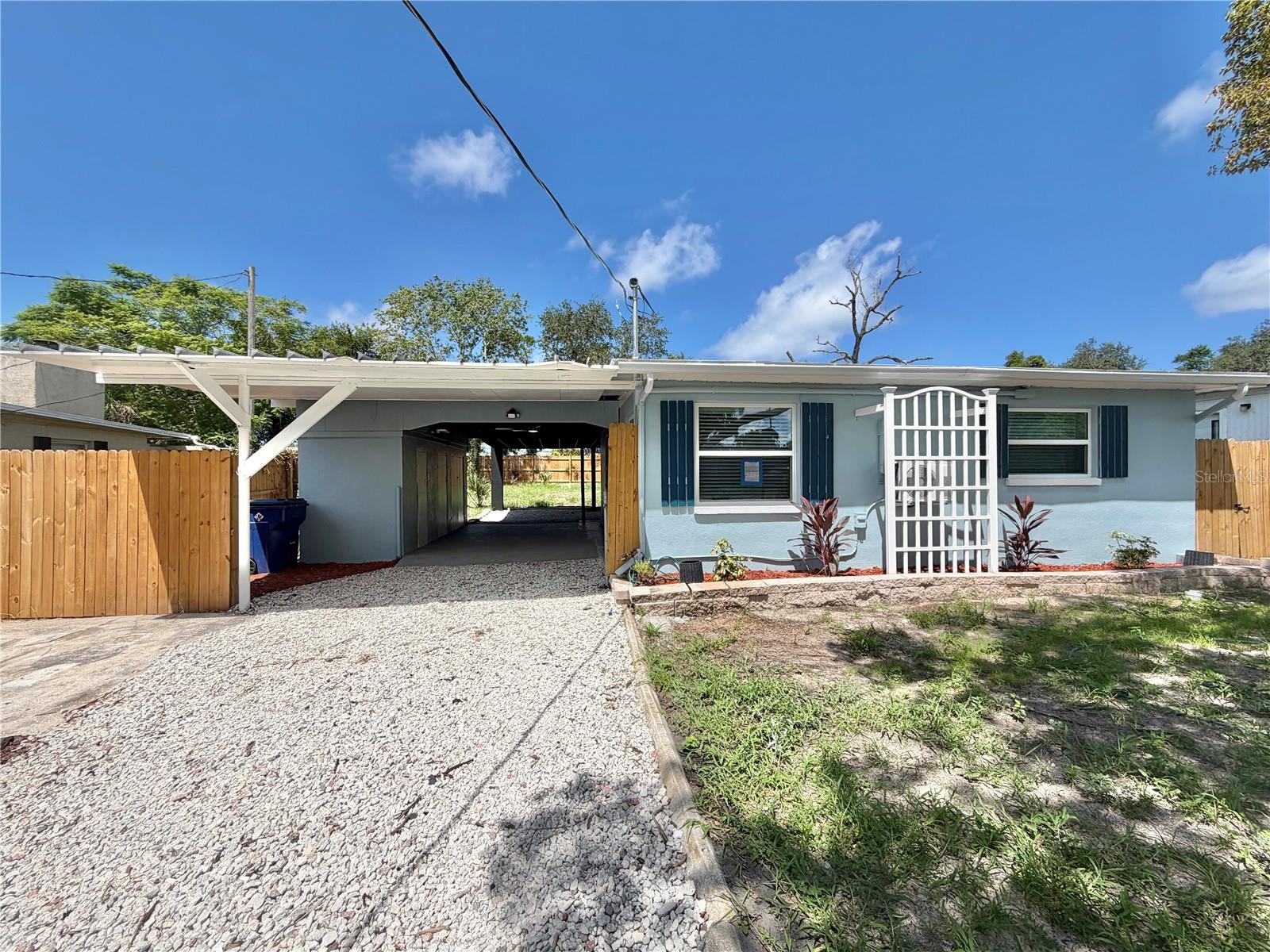 Single Family Residence in HUDSON, FL - Daniel Dourado