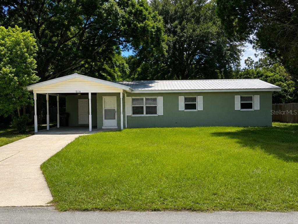 Single Family Residence in AUBURNDALE, FL - Daniel Dourado