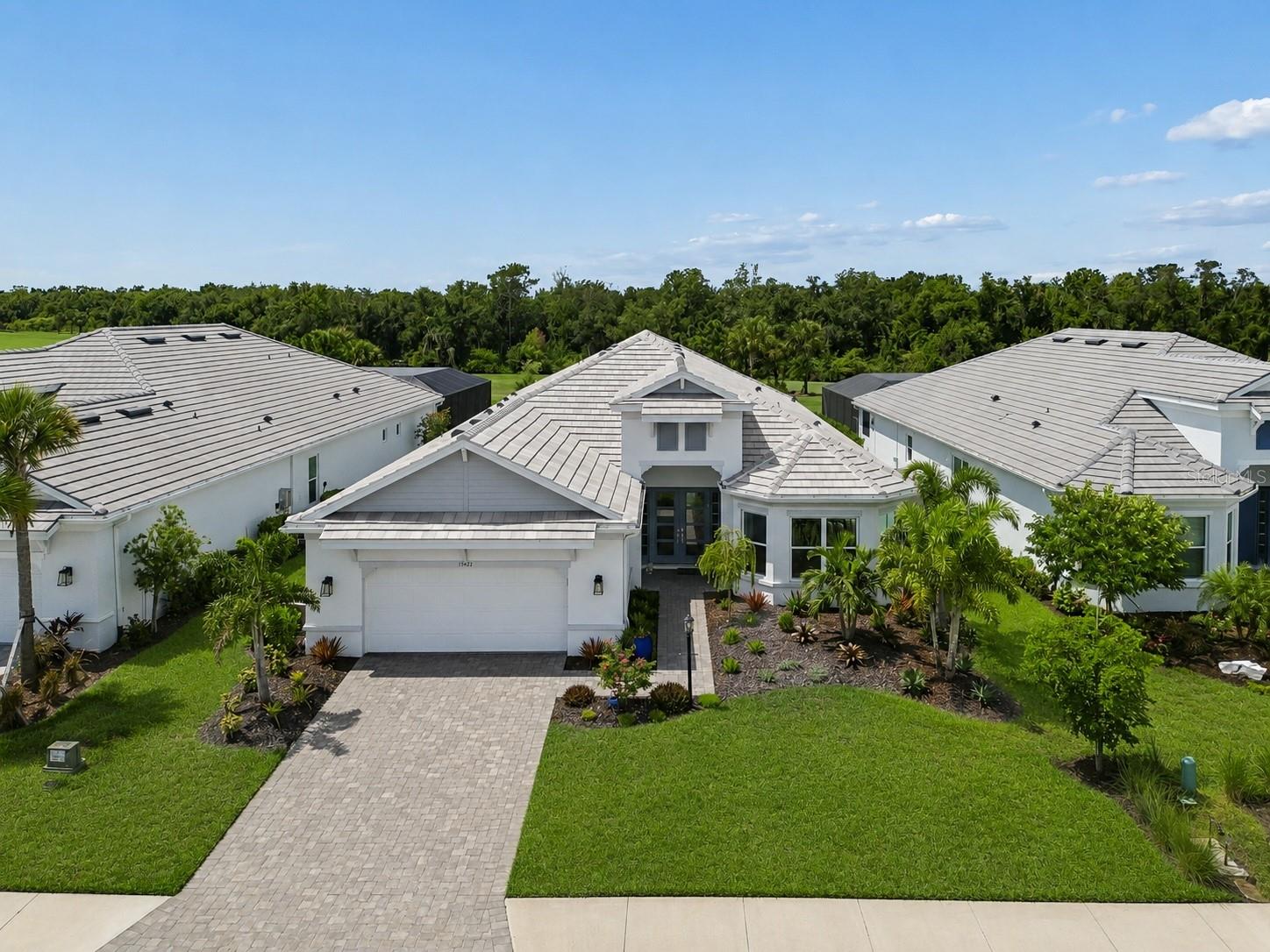 Single Family Residence in LAKEWOOD RANCH, FL - Daniel Dourado