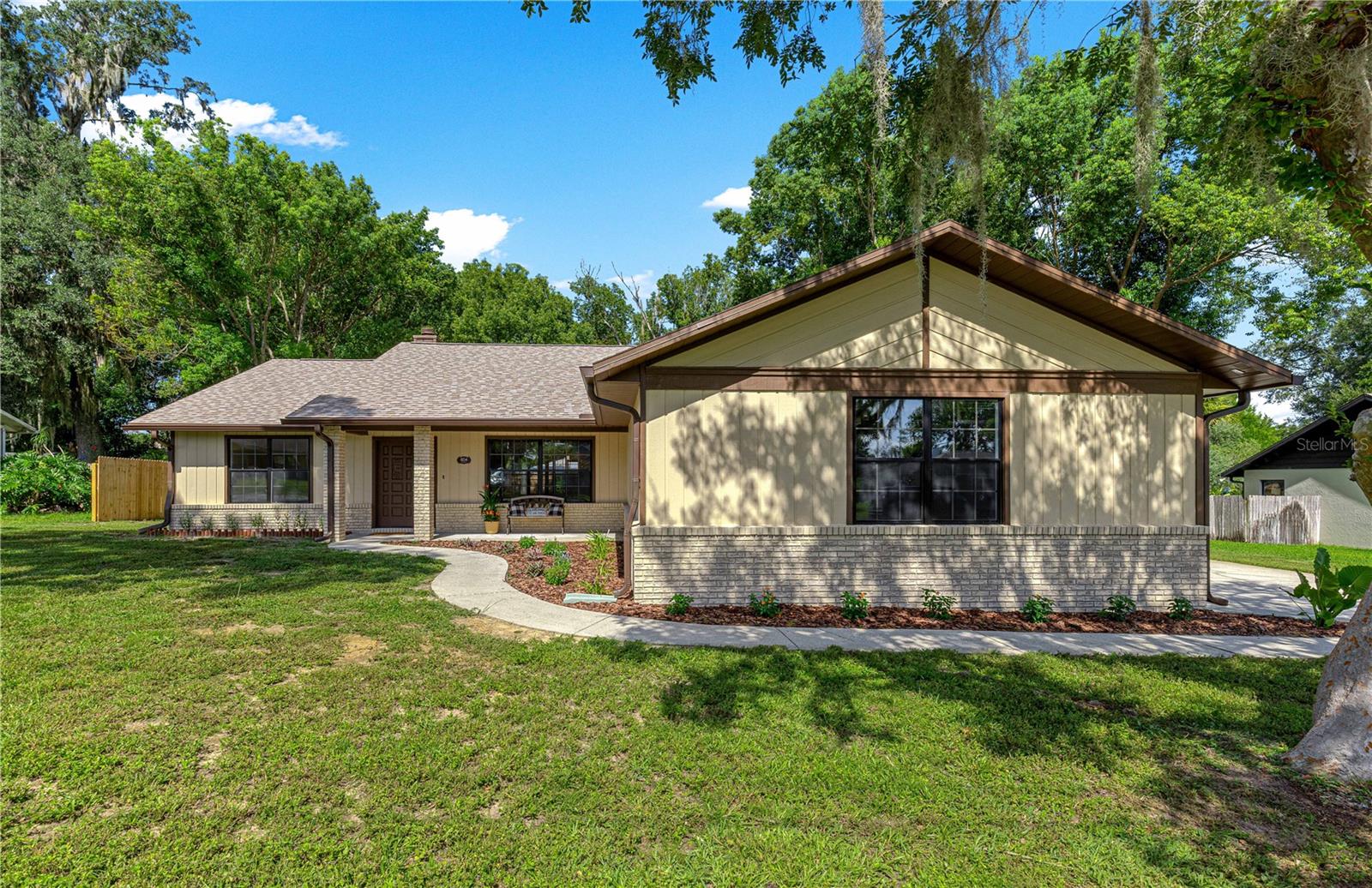 Single Family Residence in OCALA, FL - Daniel Dourado