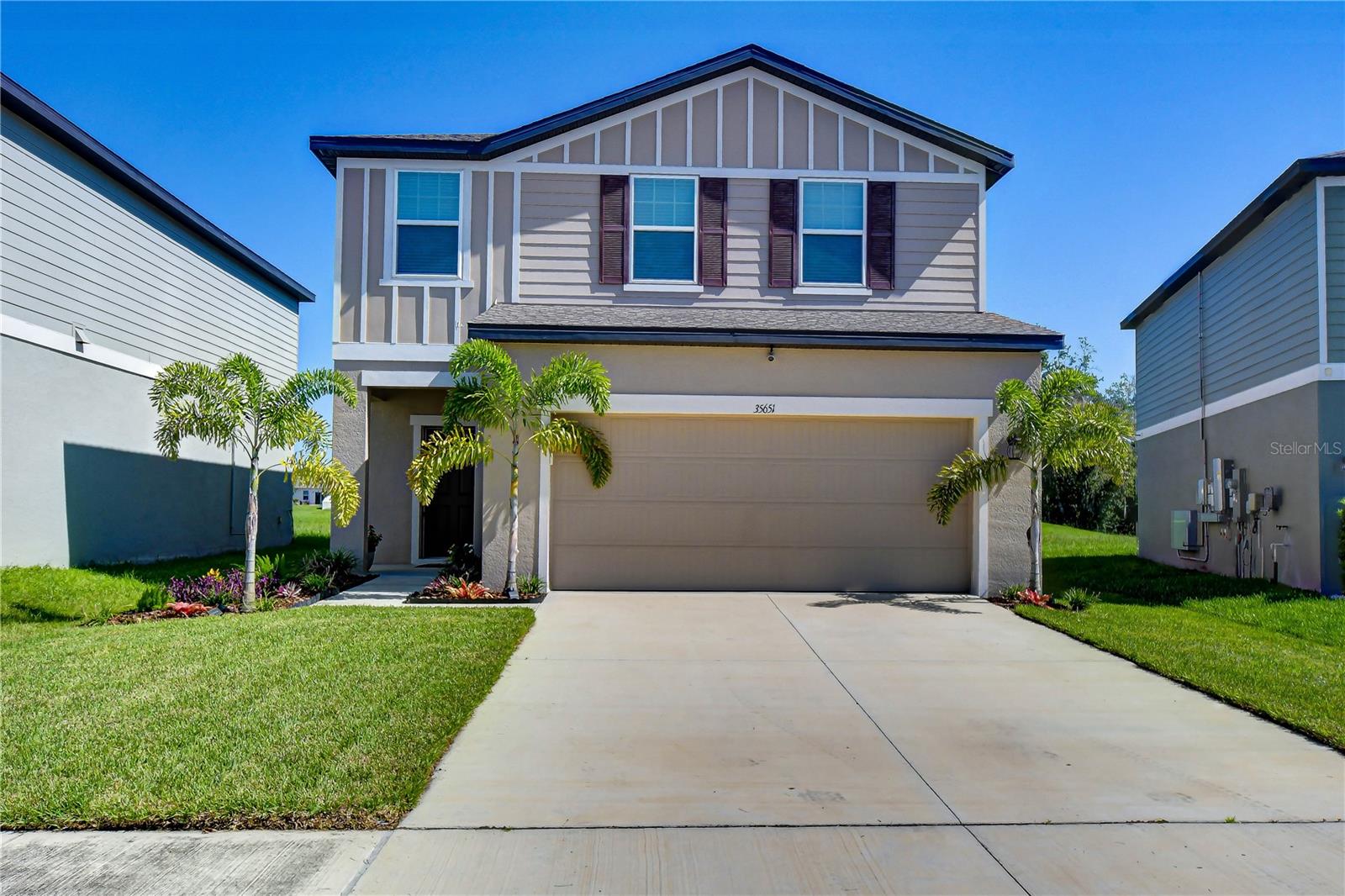 Single Family Residence in ZEPHYRHILLS, FL - Daniel Dourado