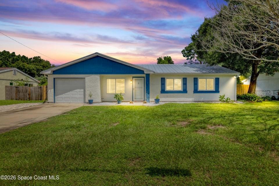 Single Family Residence in PALM BAY, FL - Daniel Dourado