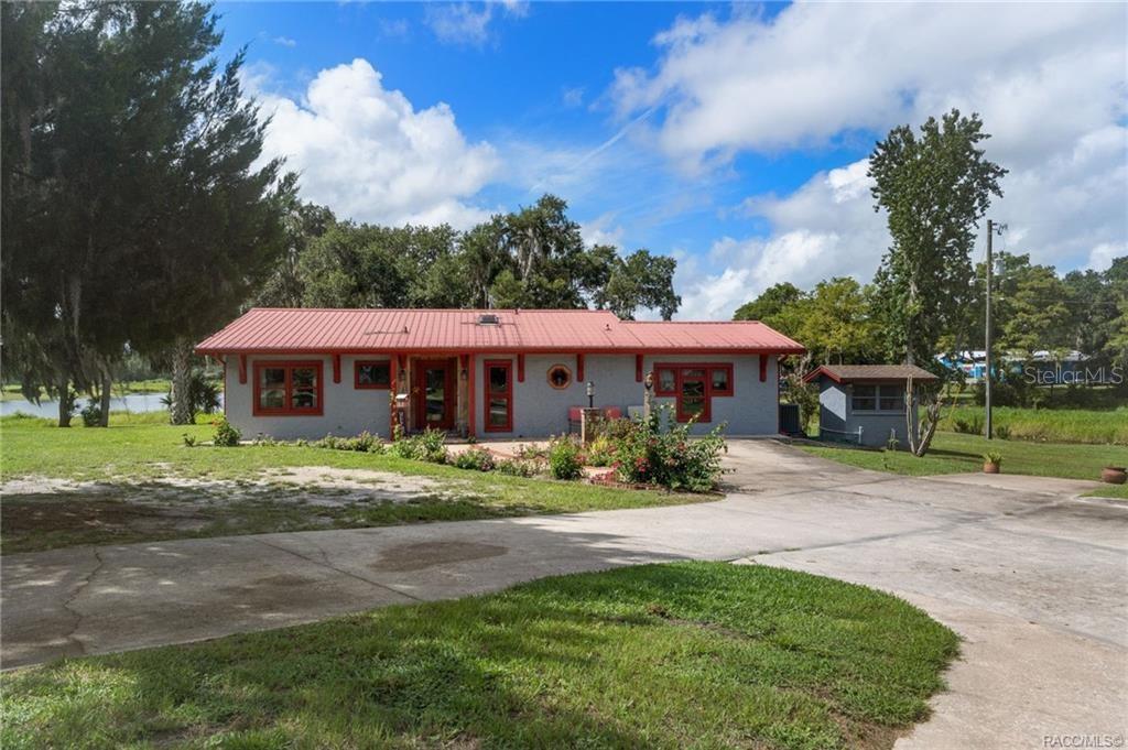 Single Family Residence em INVERNESS, FL - Daniel Dourado