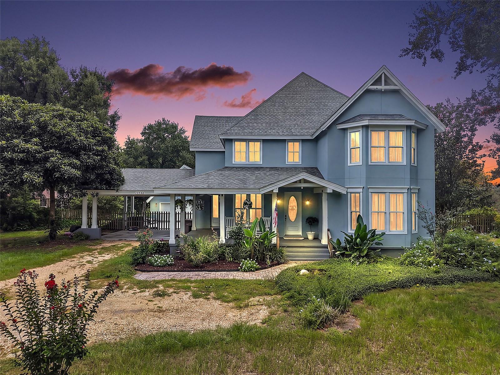 Single Family Residence em MOUNT DORA, FL - Daniel Dourado