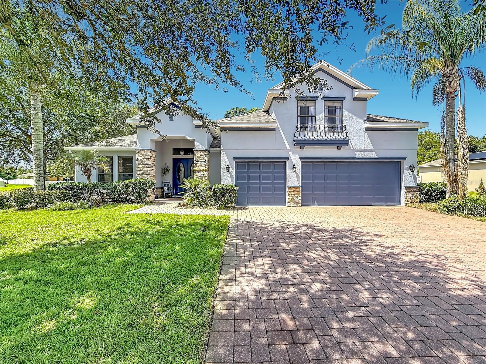 Single Family Residence in DELAND, FL - Daniel Dourado