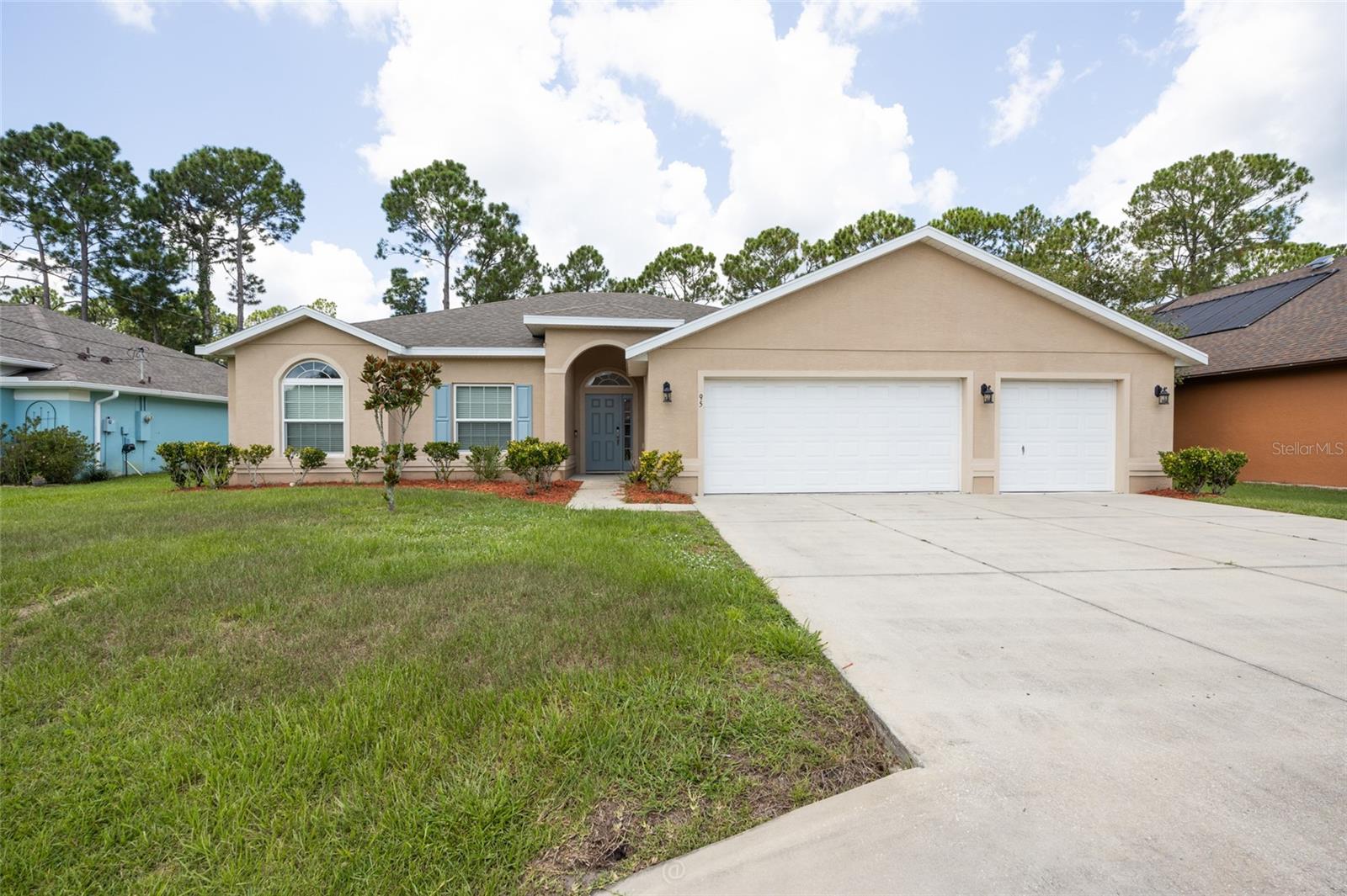 Single Family Residence em PALM COAST, FL - Daniel Dourado