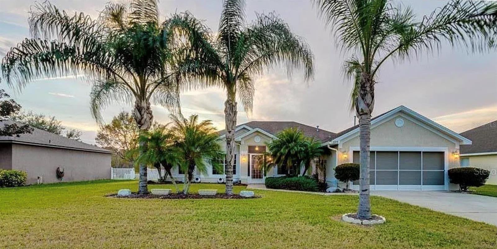 Single Family Residence in WINTER HAVEN, FL - Daniel Dourado