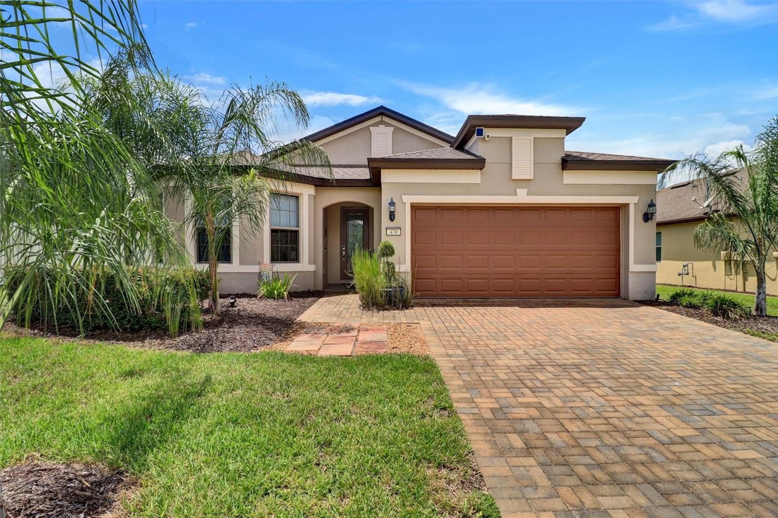 Single Family Residence in DAVENPORT, FL - Daniel Dourado